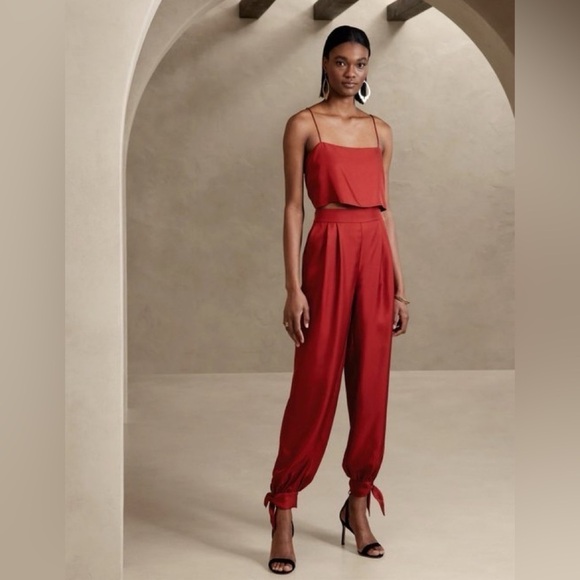 Banana Republic Pants - NEW! Banana Republic Red Embers Arabella Tie-Hem Silk Pant - Large  🗞️